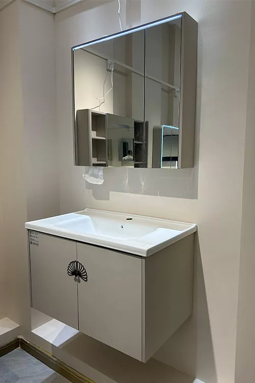 Multi-Layer Solid Wood Bathroom Vanity for Projects